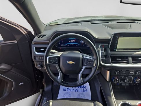 Used 2024 Chevrolet Tahoe Premier AWD/4WD image 15