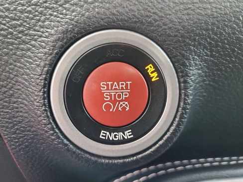 Used 2015 Dodge Challenger SRT w/ Technology Group image 24