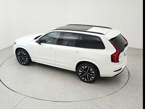 New 2026 Volvo XC90 T8 Ultra w/ Lounge Package image 36