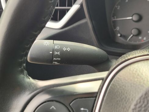 Used 2024 Toyota Corolla SE image 25