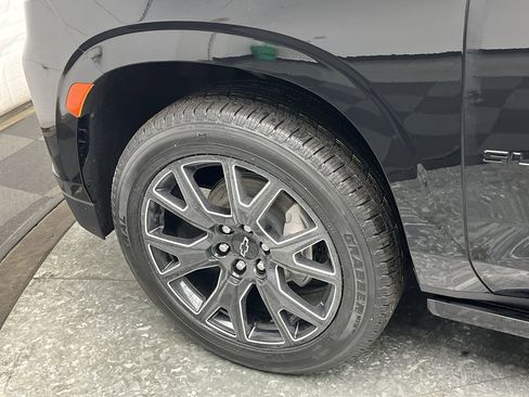 Certified 2024 Chevrolet Suburban Premier w/ Max Trailering Package image 37