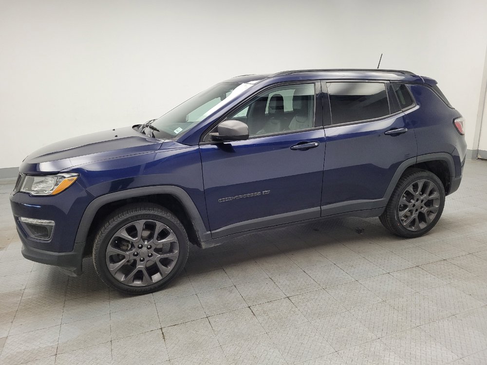 Used 2021 Jeep Compass Latitude w/ Sun and Sound Group AWD/4WD image 2