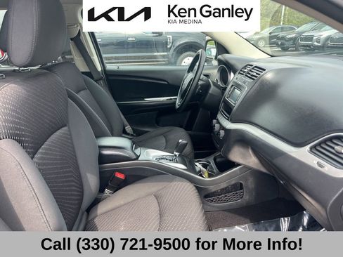 Used 2017 Dodge Journey SXT w/ Comfort/Convenience Group image 54