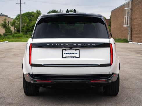 Used 2024 Land Rover Range Rover SE AWD/4WD image 5