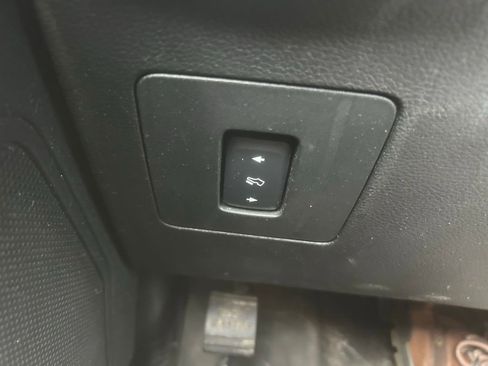 Used 2015 Ford F150 XLT w/ Equipment Group 302A Luxury image 15