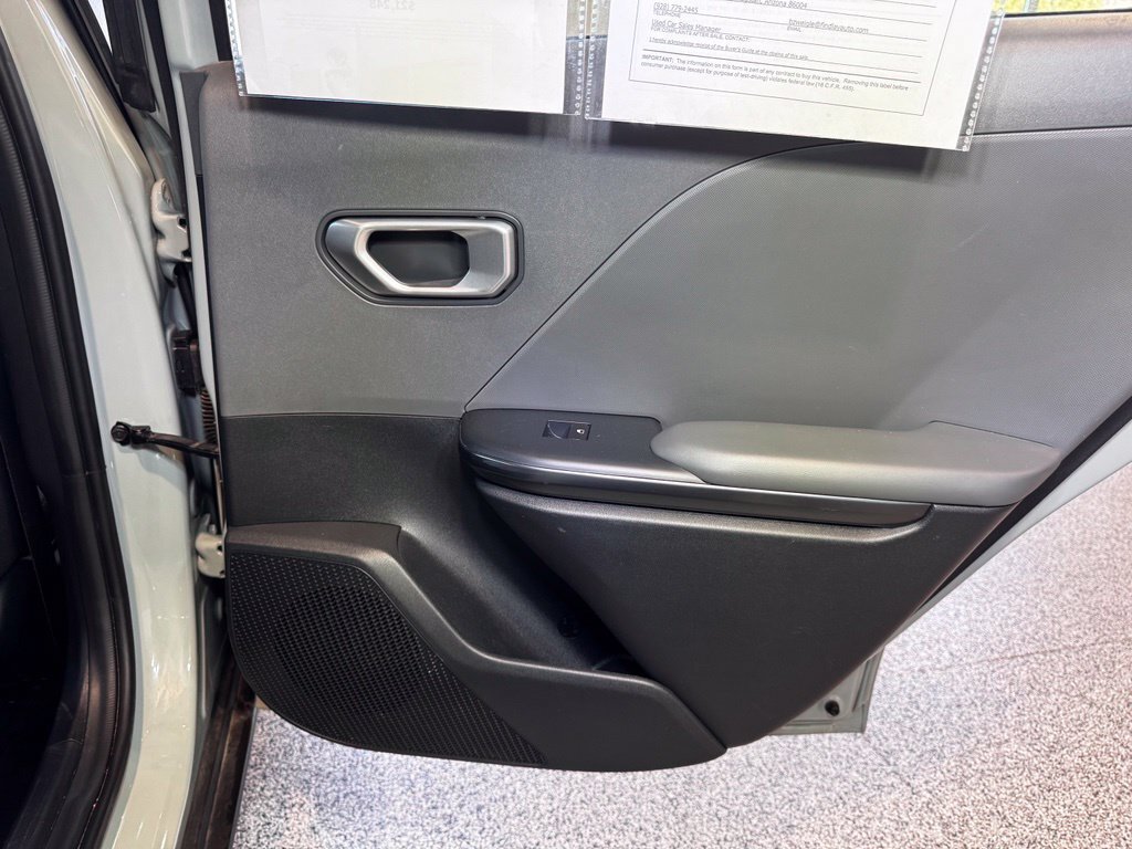 Used 2025 Kia K4 FWD image 45