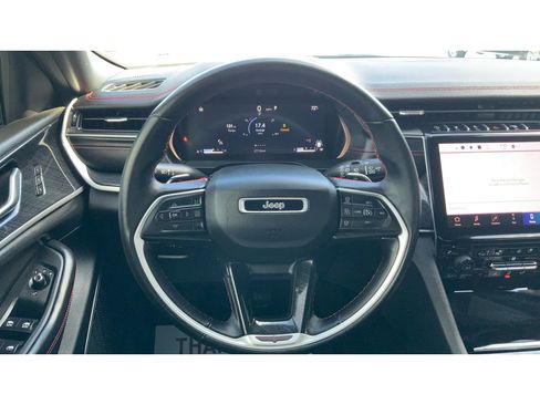 Used 2022 Jeep Grand Cherokee Trailhawk w/ ADV Protech Group II AWD/4WD image 11