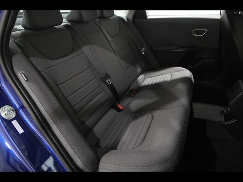Used 2025 Kia K4 EX FWD image 17