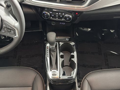 Used 2025 Chevrolet Trax ACTIV w/ Driver Confidence Package image 20