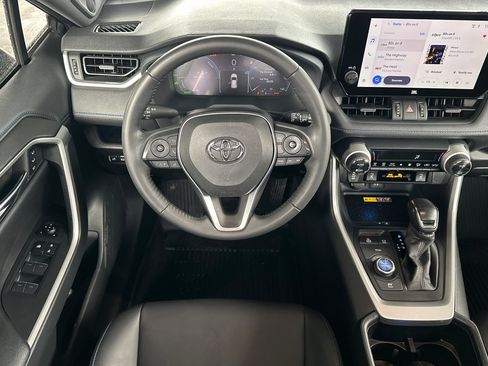 Used 2023 Toyota RAV4 XSE image 16