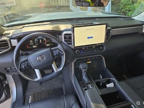 Used 2023 Toyota Tundra Limited w/ Power Package AWD/4WD image 9