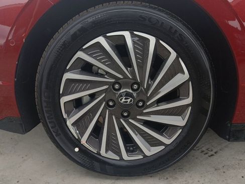 New 2025 Hyundai Sonata Limited FWD image 14