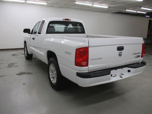 Used 2010 Dodge Dakota Big Horn w/ Extra Security Group image 4