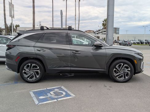 New 2025 Hyundai Tucson Limited image 5