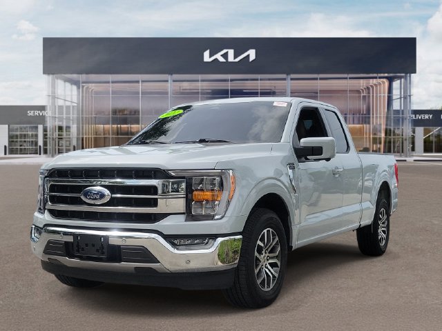 Used 2022 Ford F150 Lariat w/ Tow Technology Package RWD image 3