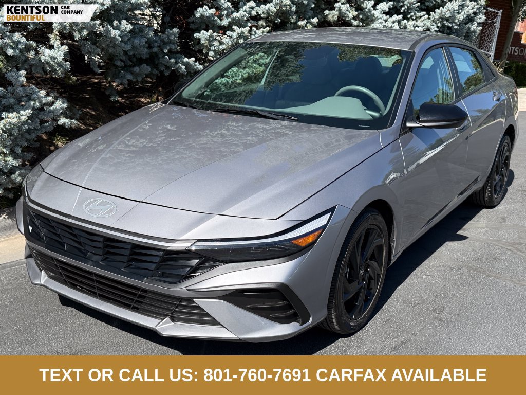 Used 2026 Hyundai Elantra Sport FWD image 3