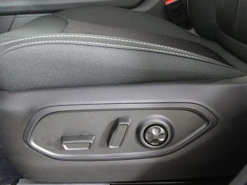 New 2025 Jeep Grand Cherokee L Laredo image 20