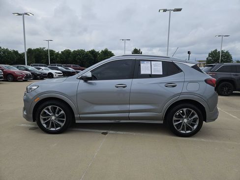 Used 2023 Buick Encore GX Select w/ Experience Buick Package FWD image 5