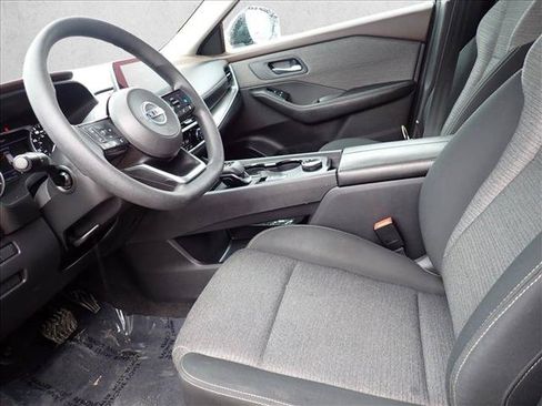 Used 2021 Nissan Rogue SV AWD/4WD image 10