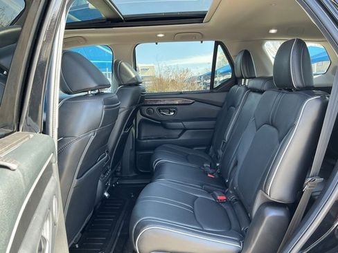 Used 2024 Honda Pilot Elite image 11