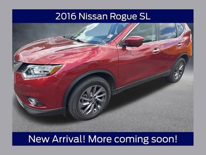Used 2016 Nissan Rogue SL w/ SL Premium Package