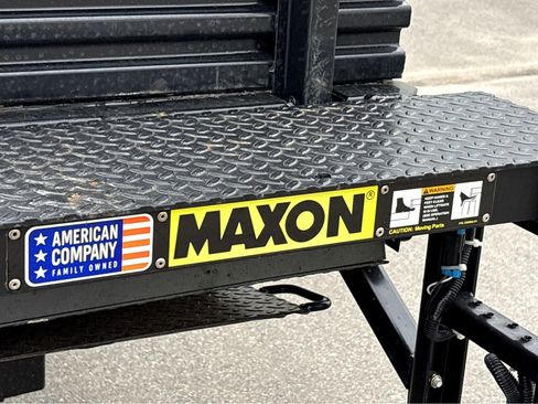 Used 2024 Isuzu NQR image 19