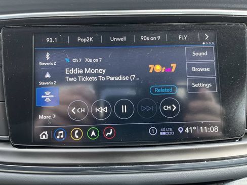 Used 2021 Buick Enclave Essence w/ Sound and Sites Package AWD/4WD image 14