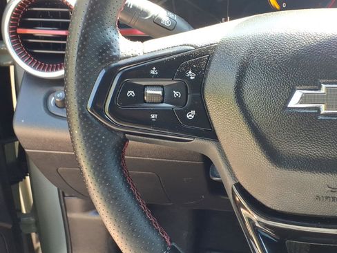 Used 2024 Chevrolet Trax RS w/ Driver Confidence Package FWD image 16
