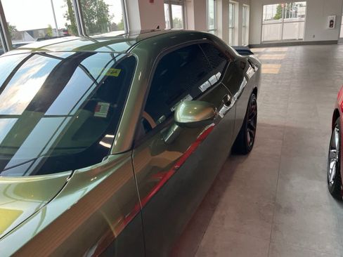 Used 2021 Dodge Challenger R/T Scat Pack RWD image 6