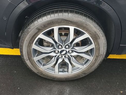 Certified 2021 Cadillac XT6 Sport w/ Platinum Package image 5