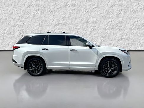 New 2026 Lexus TX 350 AWD image 2