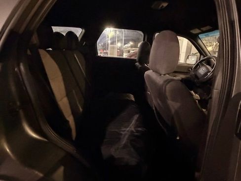 Used 2010 Ford Escape XLT image 11