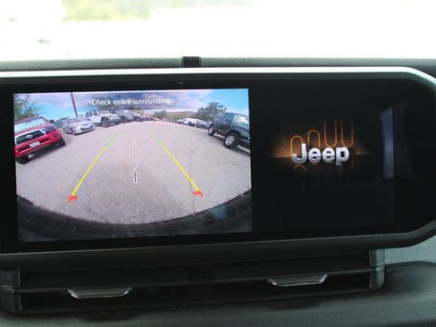 Used 2026 Jeep Wrangler Unlimited Sport AWD/4WD image 20