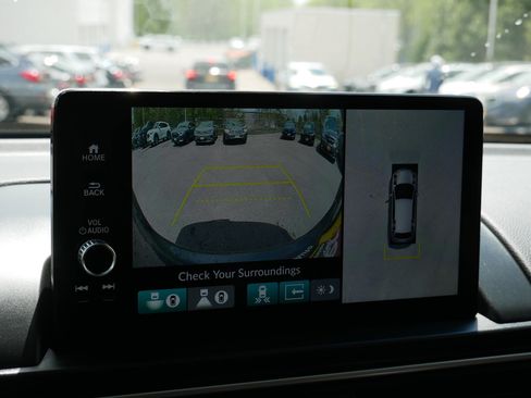 Used 2025 Honda Pilot Elite image 27