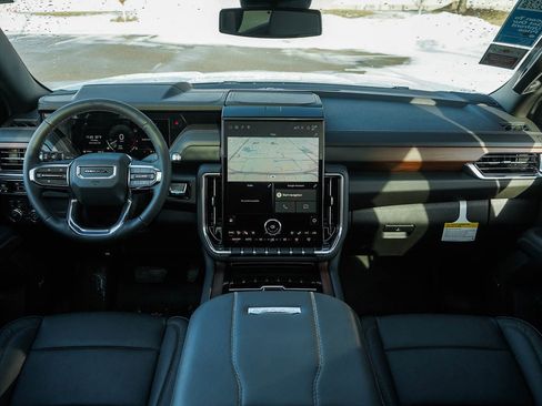 New 2026 GMC Yukon XL Denali w/ Sun & Power Step Package AWD/4WD image 15