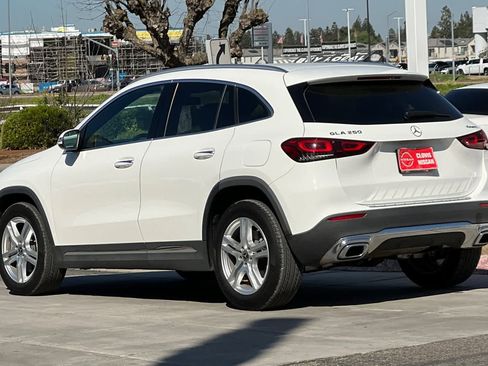 Used 2021 Mercedes-Benz GLA 250 4MATIC image 7