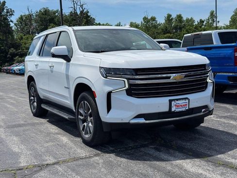 Used 2023 Chevrolet Tahoe LT w/ LT Signature Package AWD/4WD image 2