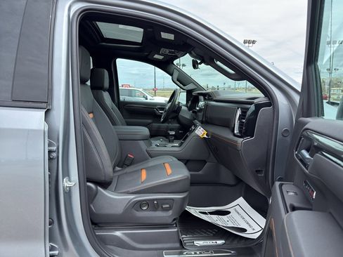 New 2026 GMC Sierra 1500 AT4 w/ AT4 Premium Package AWD/4WD image 10