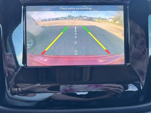 Used 2018 Jeep Compass Latitude w/ Popular Equipment Group FWD image 12