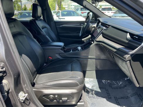 Used 2023 Jeep Grand Cherokee L Overland AWD/4WD image 17