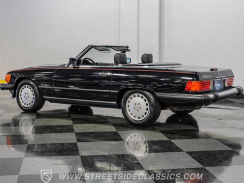 Used 1989 Mercedes-Benz 560 SL image 7