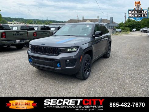 Used 2022 Jeep Grand Cherokee Trailhawk w/ Luxury Tech Group III AWD/4WD image 1