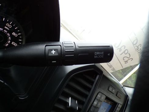 Used 2020 Ford F150 XL w/ Trailer Tow Package image 18