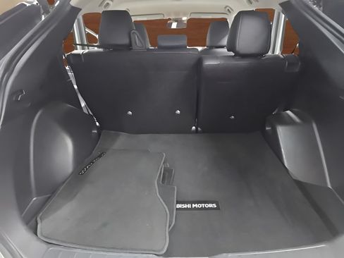 Used 2025 Mitsubishi Eclipse Cross SE AWD/4WD image 16