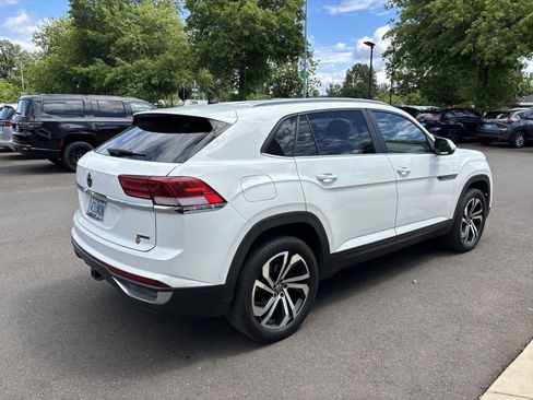 Used 2020 Volkswagen Atlas Cross Sport SE AWD/4WD image 4