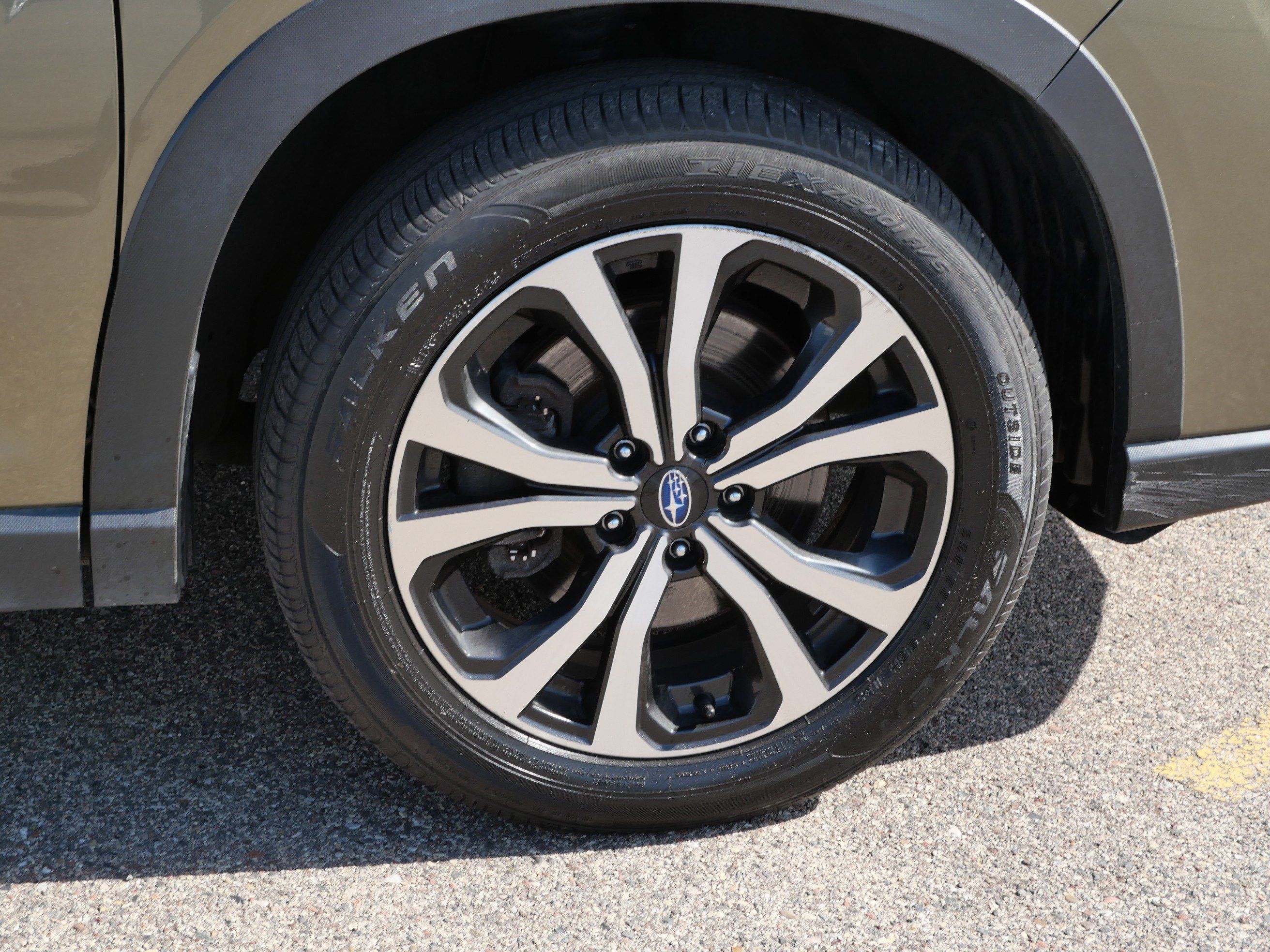 Used 2023 Subaru Forester Limited AWD/4WD image 15