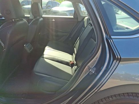 Used 2020 Volkswagen Jetta SEL FWD image 16