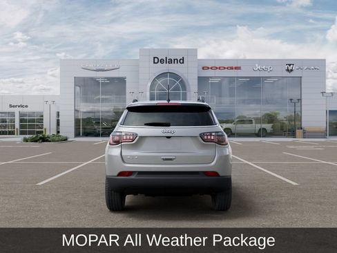 New 2026 Jeep Compass Limited w/ Sun, Sound & Navigation Group AWD/4WD image 8