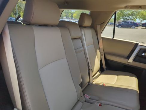 Used 2020 Toyota 4Runner SR5 Premium w/ Moonroof Package AWD/4WD image 27