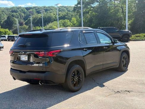 Certified 2023 Chevrolet Traverse LT w/ Midnight/Sport Edition AWD/4WD image 5